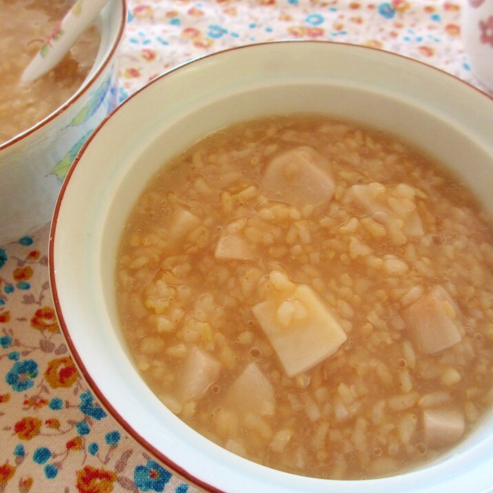 玄米と里芋の茶粥